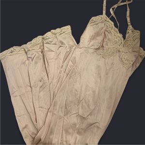 Vassarette Blush Lace Satin Chemise